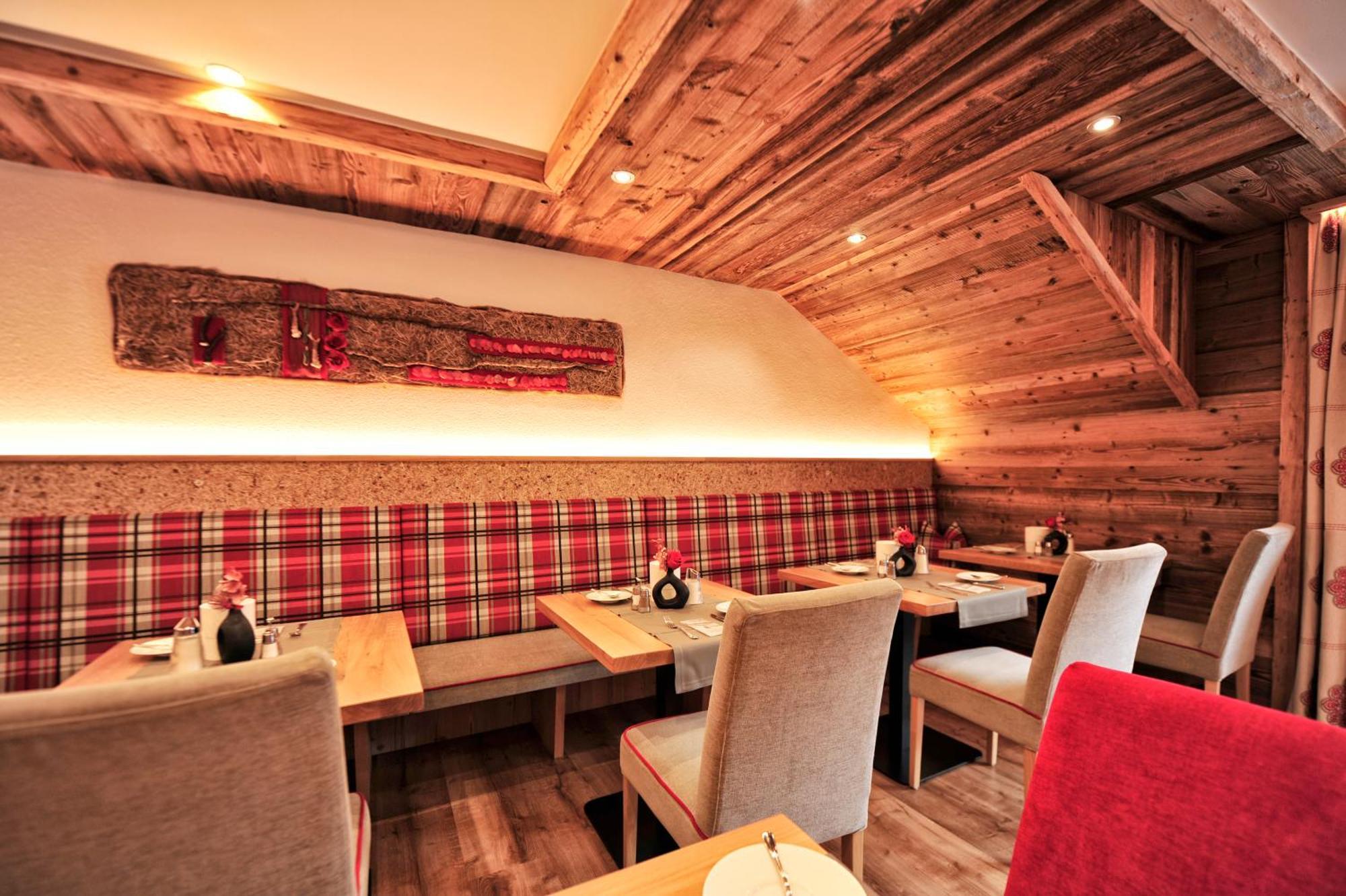 Hotel Garni Bellevue Ischgl Exterior photo