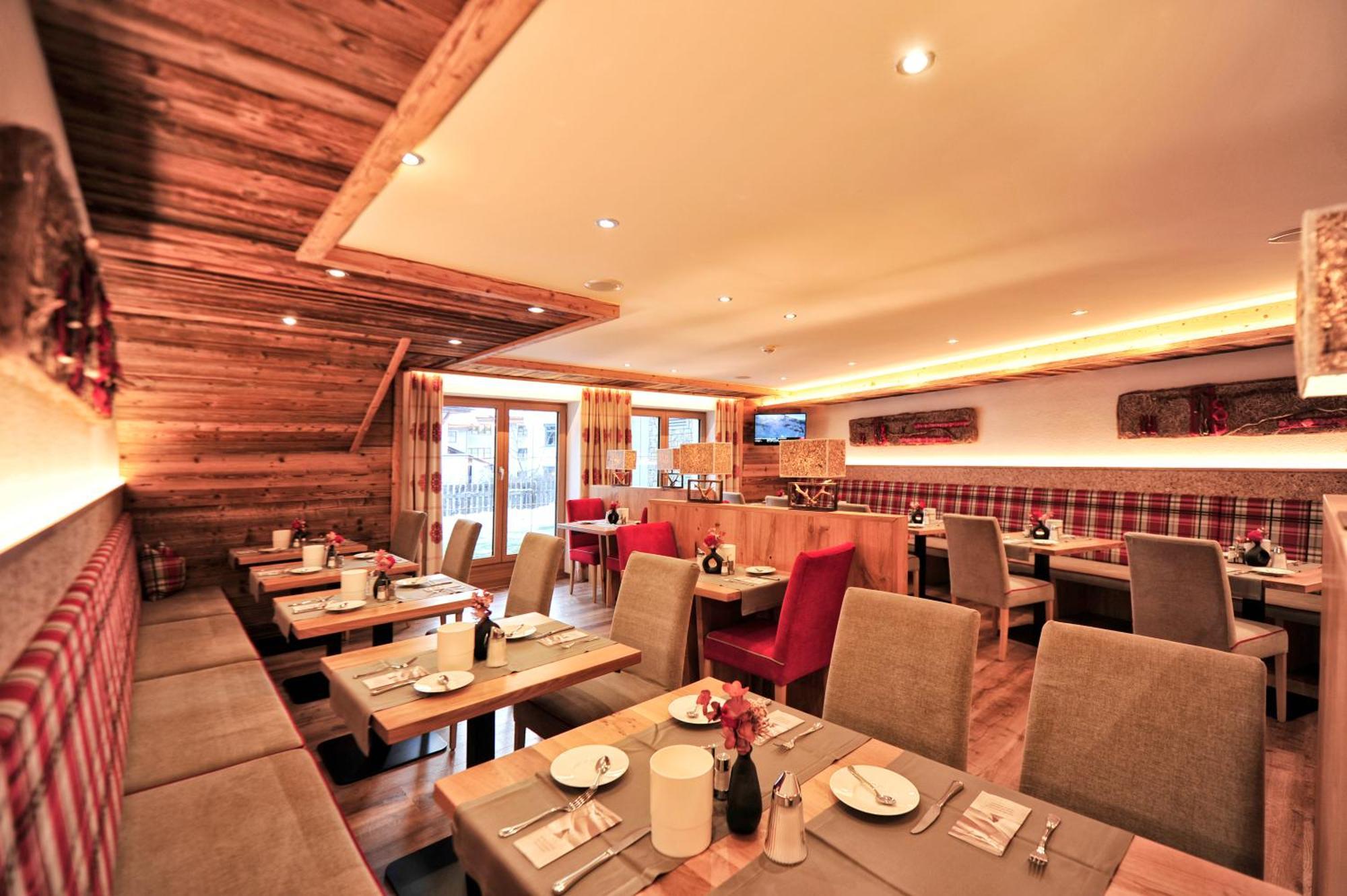Hotel Garni Bellevue Ischgl Exterior photo